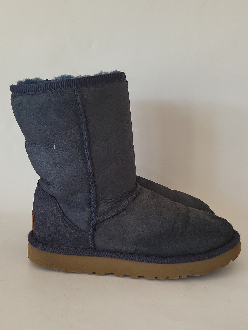 UGG Women's Classic Navy Boots Iconic Style Size 5